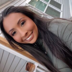 Meet your Posher, Araceli